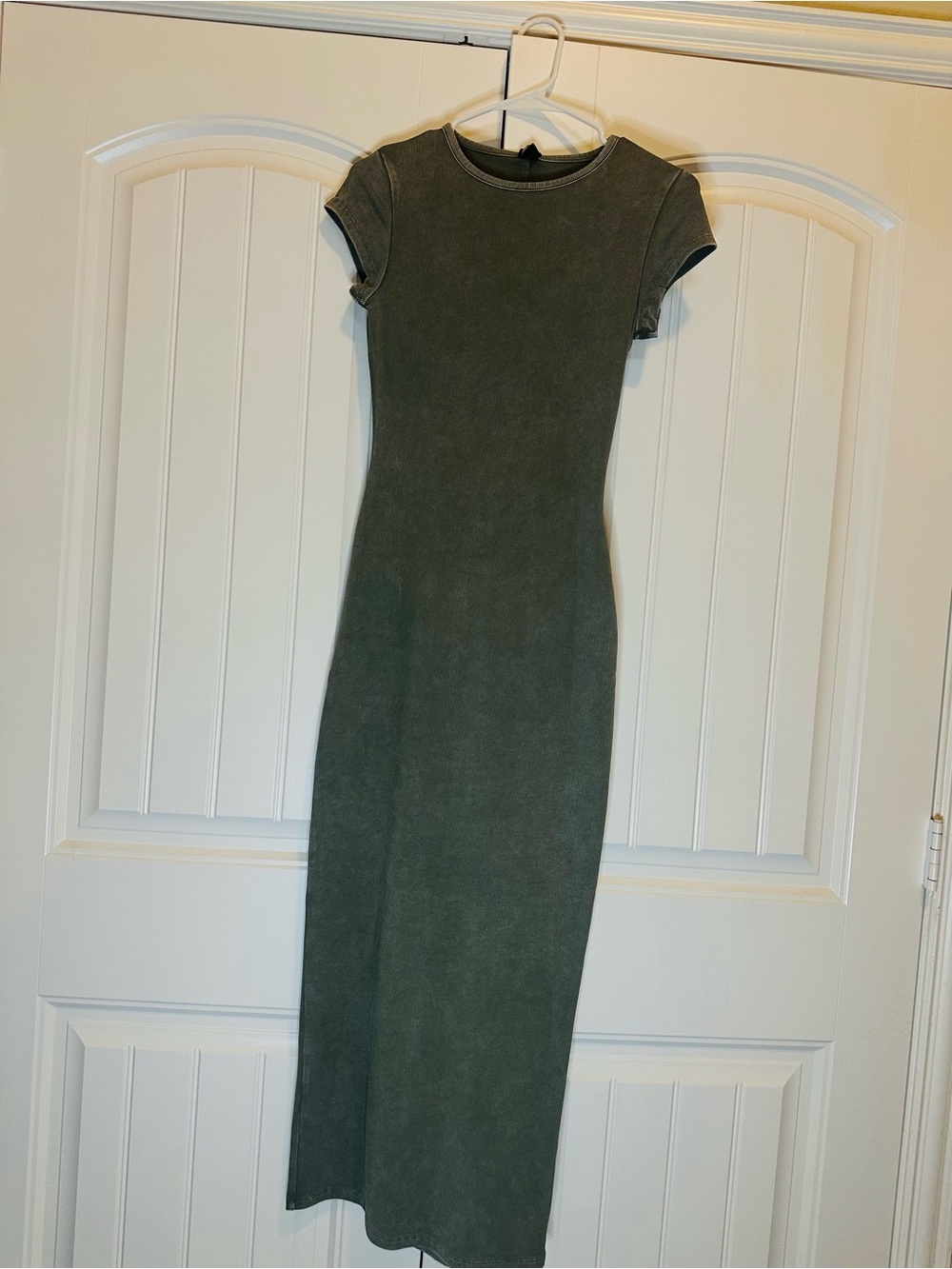 Women’s Olive Green Slim Fit Maxi Dress